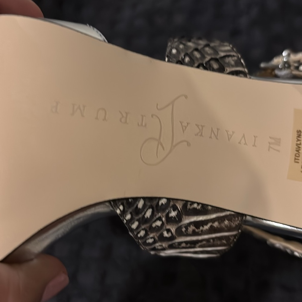 Ivanka Trump Heel Sandals - Picture 4 of 7